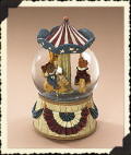 Martha, Dolly & George Water Globe